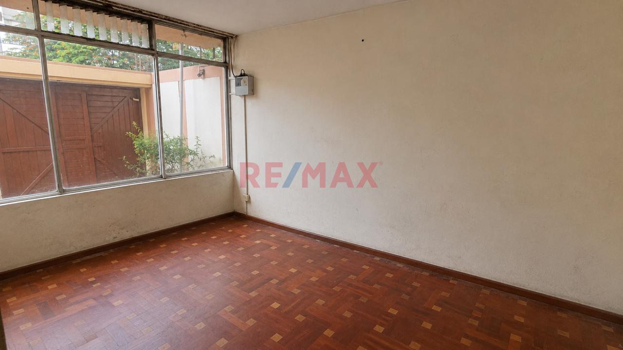 Vendo Casa De 350M² En Surco Oportunidad Unica Para Inversionistas - 10