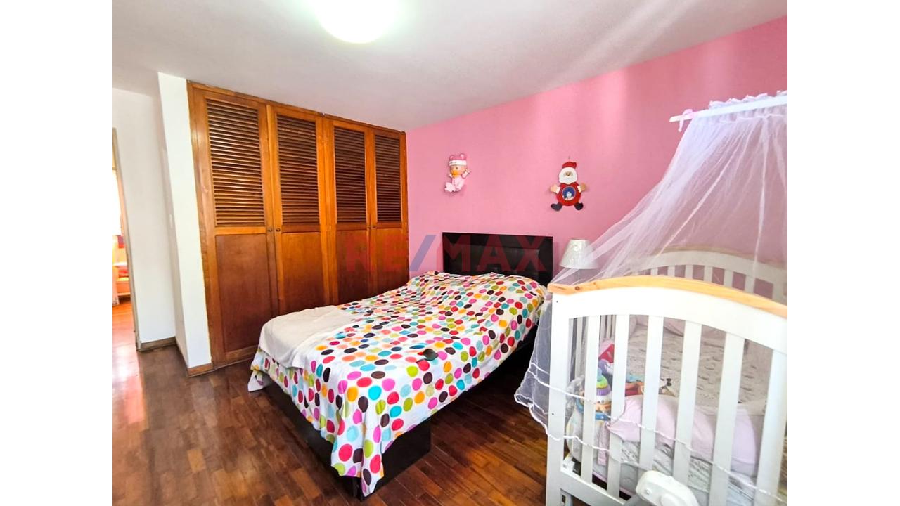Venta De Casa De 4 Piso En Santiago De Surco De 149M2 Con Cochera - 14