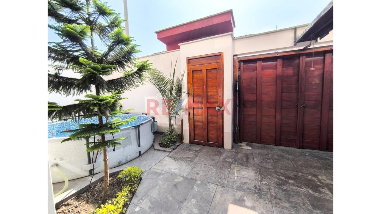 Venta De Casa De 4 Piso En Santiago De Surco De 149M2 Con Cochera - 2