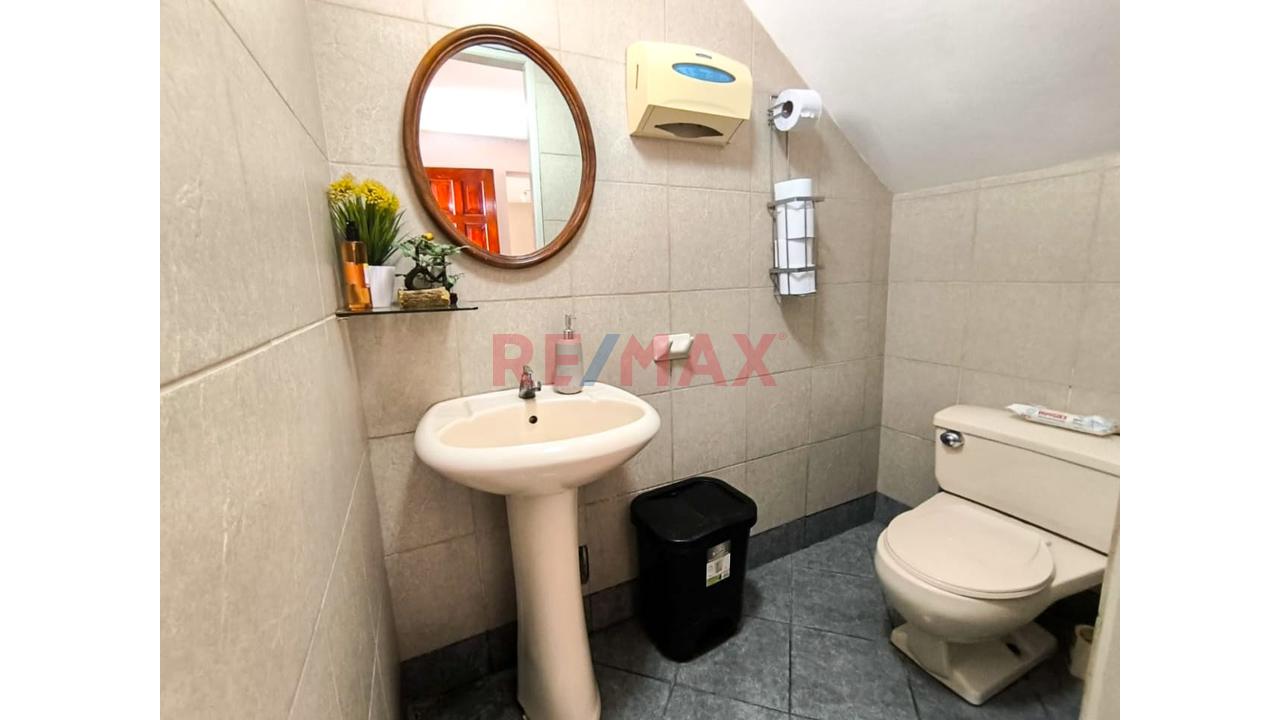 Venta De Casa De 4 Piso En Santiago De Surco De 149M2 Con Cochera - 18