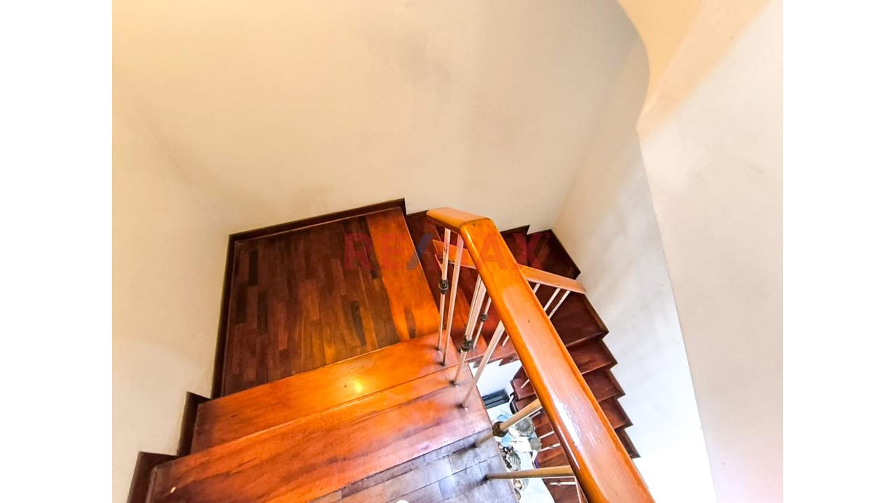 Venta De Casa De 4 Piso En Santiago De Surco De 149M2 Con Cochera - 11