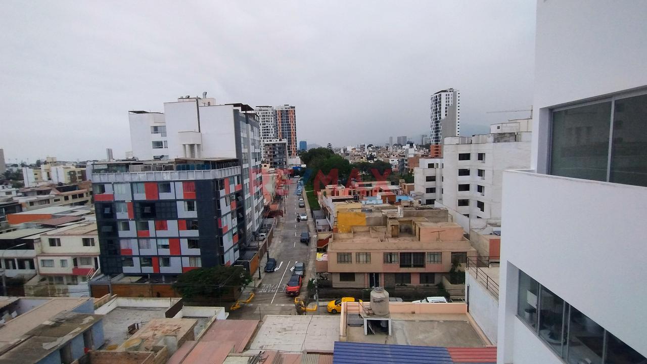 Venta De Departamento Frente A Parque Cueva En Pueblo Libre — foto 12
