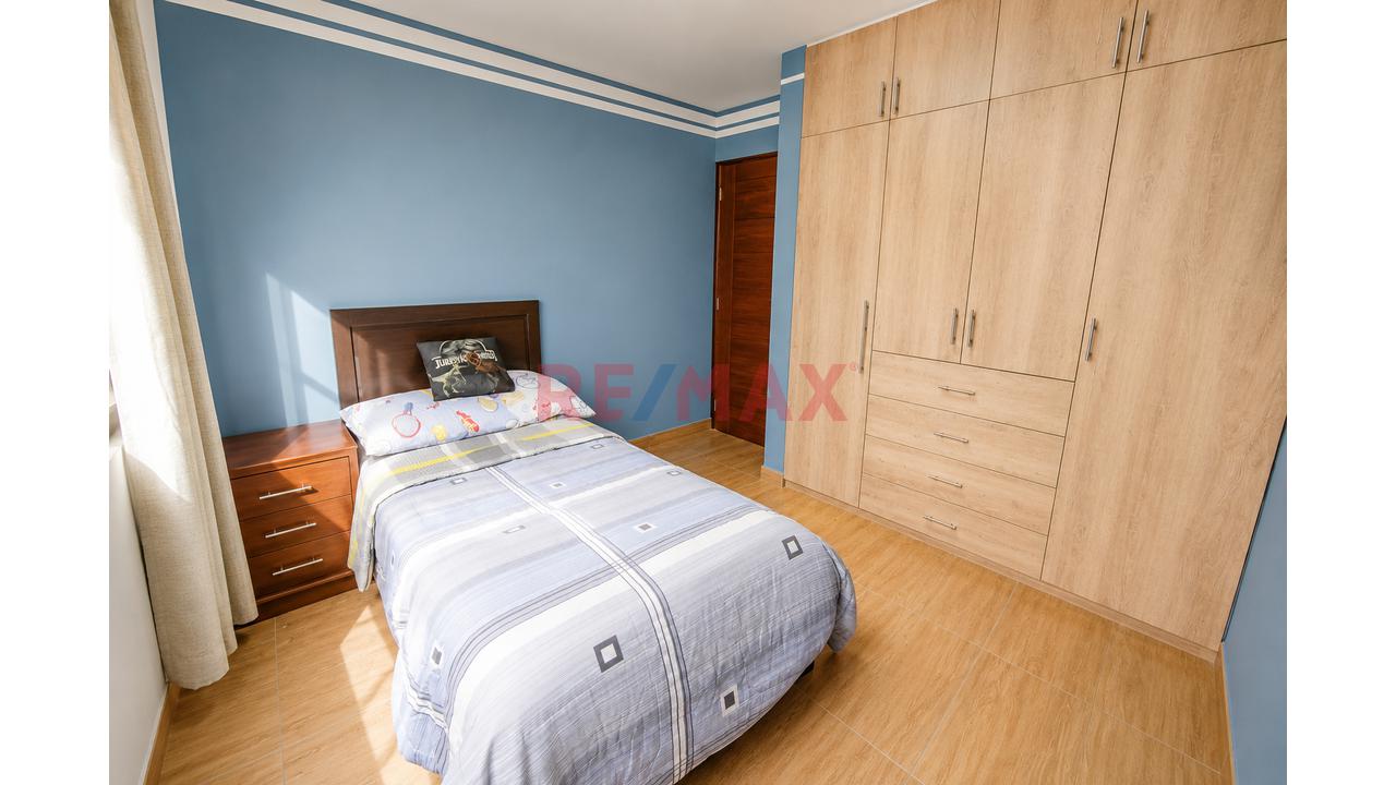 Oportunidad Unica De Inversion, Casa En Venta En San Martín De Porres | 240 M² | 4 Dormitorios | 2 Cocheras | Terraza | Proyección 4 Pisos — foto 15