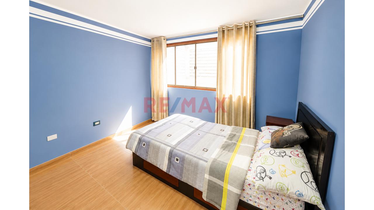 Oportunidad Unica De Inversion, Casa En Venta En San Martín De Porres | 240 M² | 4 Dormitorios | 2 Cocheras | Terraza | Proyección 4 Pisos — foto 14