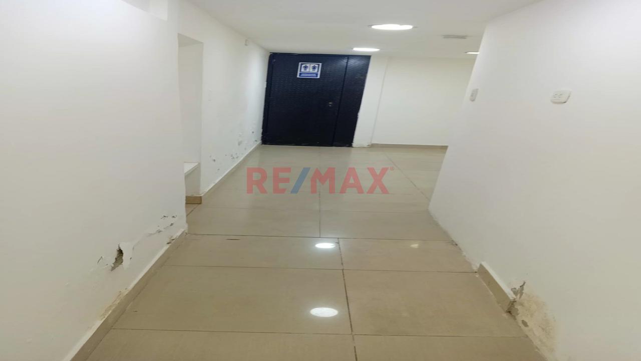 ✨ Oportunidad Comercial En Una De Las Zonas Más Estratégicas De San Isidro ✨ - 4