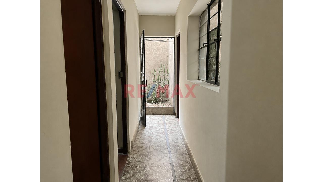 Se Vende Casade 2 Pisos En  Comas — foto 13