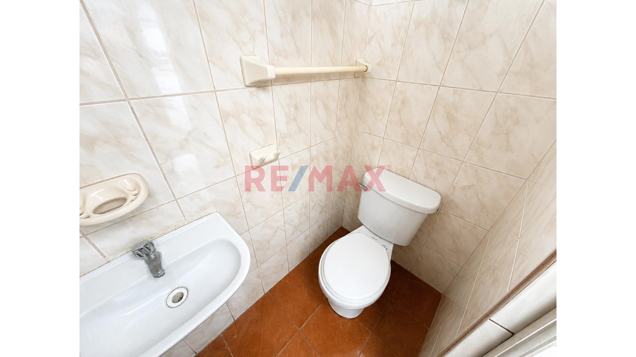 Se Vende Casade 2 Pisos En  Comas — foto 11
