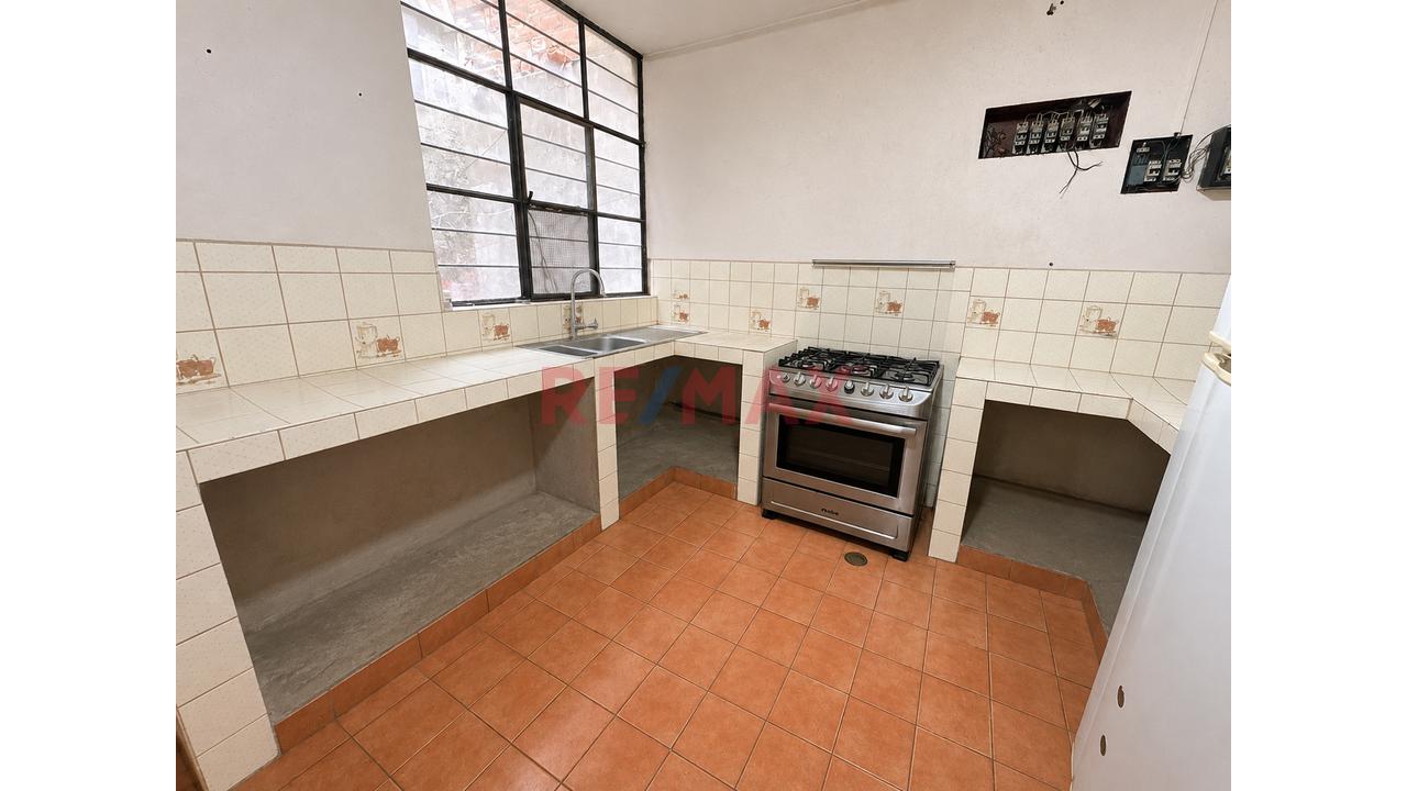 Se Vende Casade 2 Pisos En  Comas — foto 4