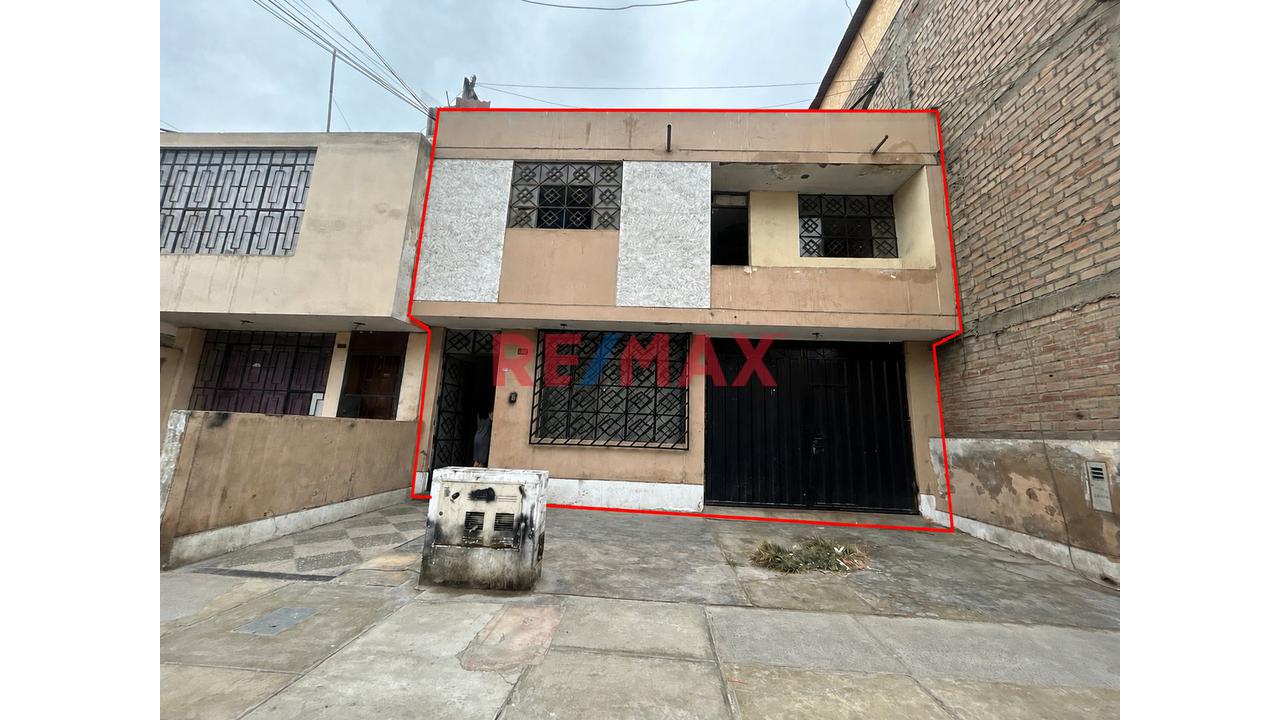 Se Vende Casade 2 Pisos En  Comas