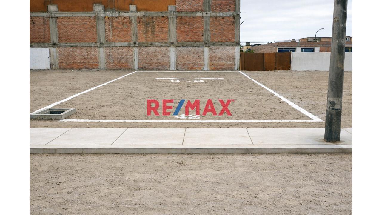 Venta De Terreno En La Urb. La Alameda De Lima Norte Ii - Segunda Etapa - Distrito De Santa Rosa