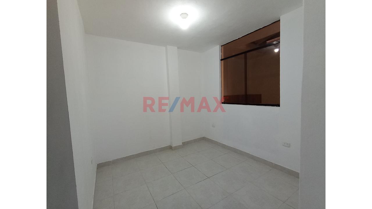 Departamento En Alquiler B – Urb. El Bosque - 4