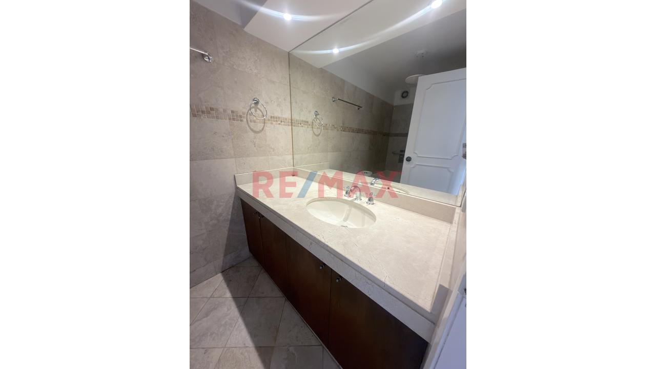 Se Vende Lindo Departamento En Calle Dos De Mayo San Isidro Cerca A Wong — foto 8