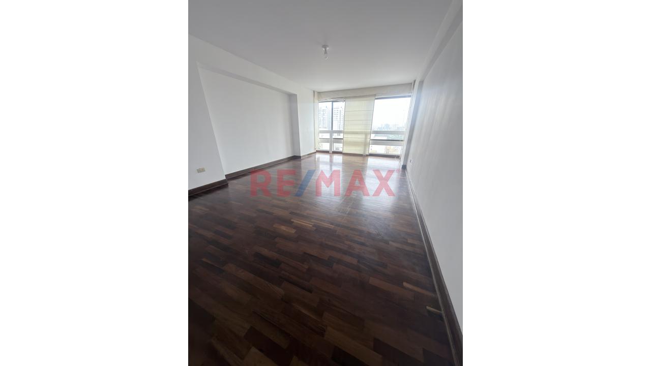 Se Vende Lindo Departamento En Calle Dos De Mayo San Isidro Cerca A Wong — foto 3