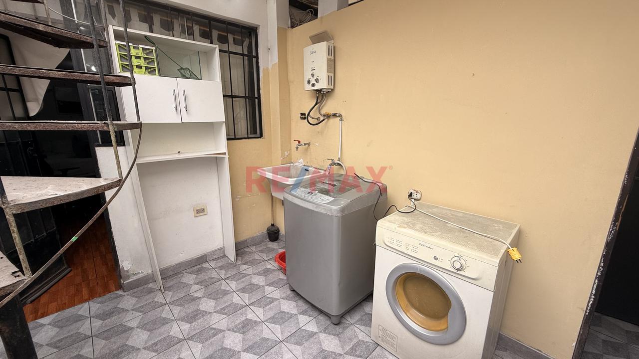 🚨 Oportunidad Con Doble Potencial: Vivienda + Negocio En Una Sola Propiedad 🚨 - 9