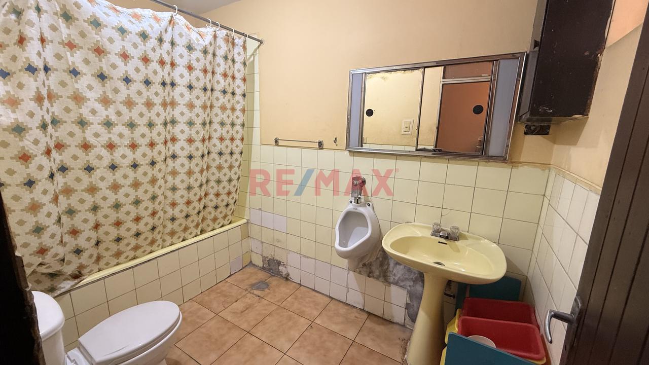 🚨 Oportunidad Con Doble Potencial: Vivienda + Negocio En Una Sola Propiedad 🚨 - 13