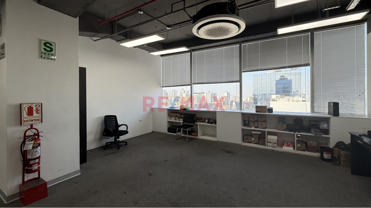 Se Vende Oficina En San Isidro — foto 3
