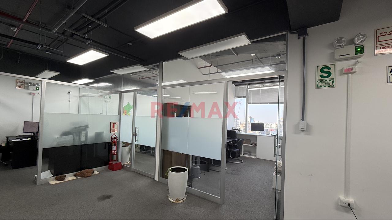 Se Vende Oficina En San Isidro — foto 7