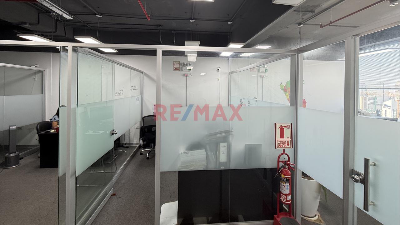 Se Vende Oficina En San Isidro — foto 11