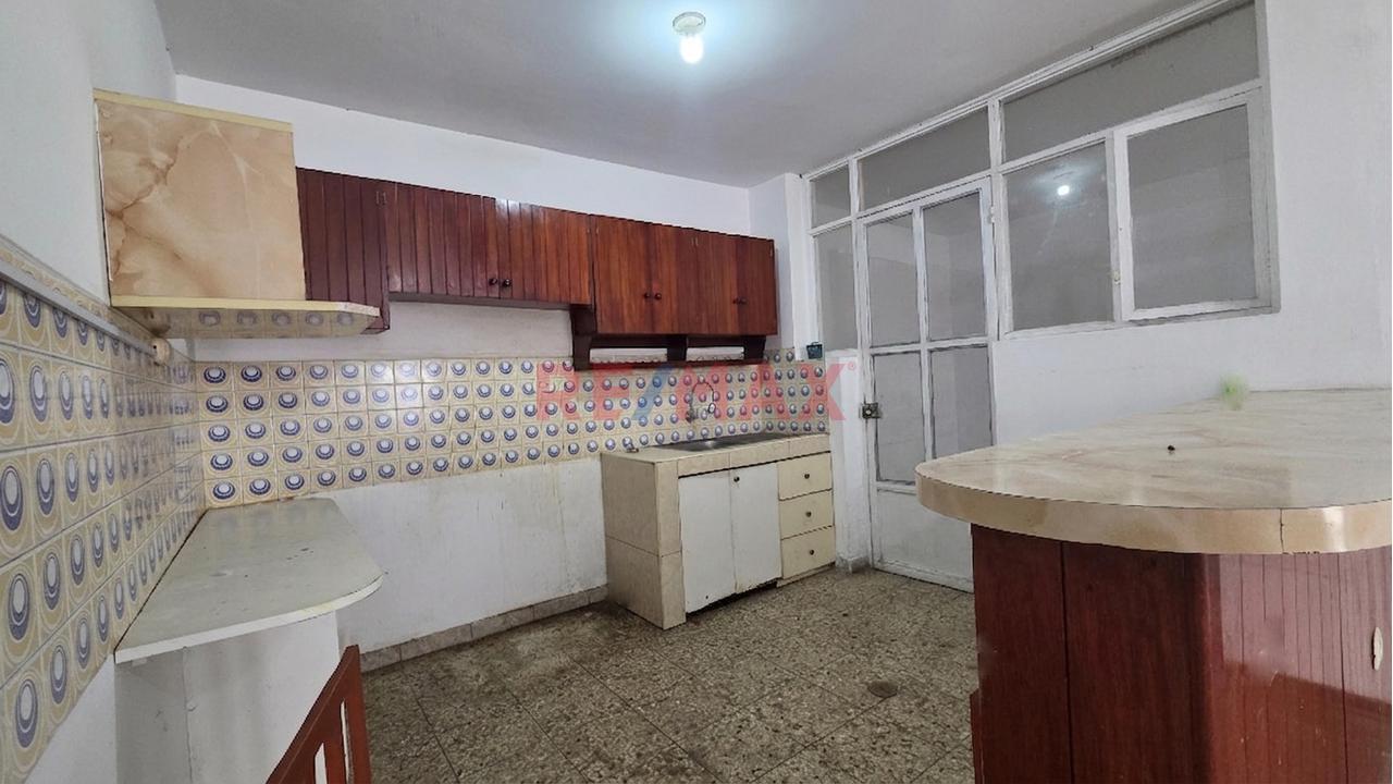 Venta De Departamento En Urb Primavera - 3