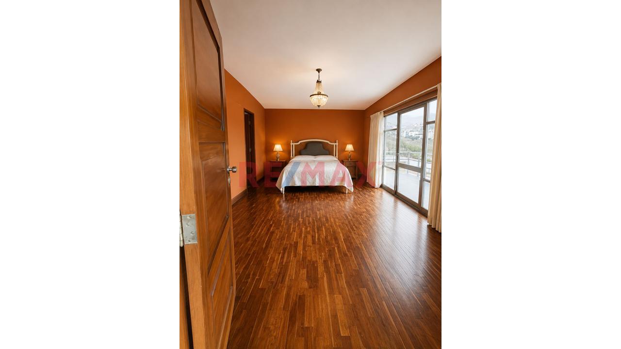 Casa Con Piscina Y Gran Potencial En Terreno De 1,150 M² — foto 11
