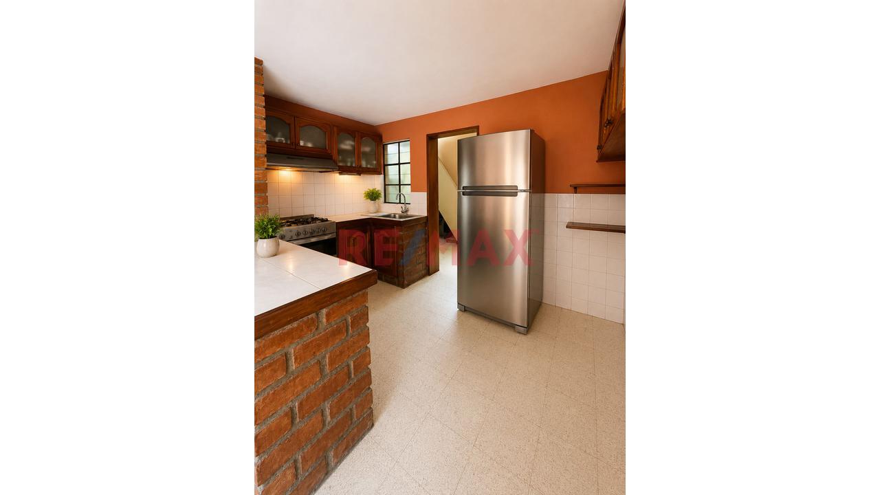 Casa Con Piscina Y Gran Potencial En Terreno De 1,150 M² — foto 9