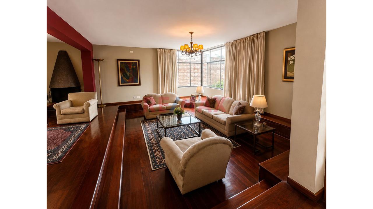 Casa Con Piscina Y Gran Potencial En Terreno De 1,150 M² — foto 5