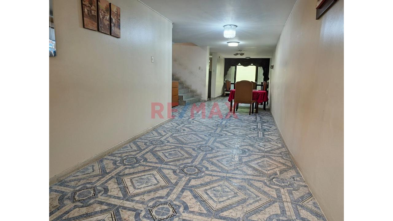 Se Alquila Local En Av Chimpu Ocllo Altamente Comercial Carabayllo - 2