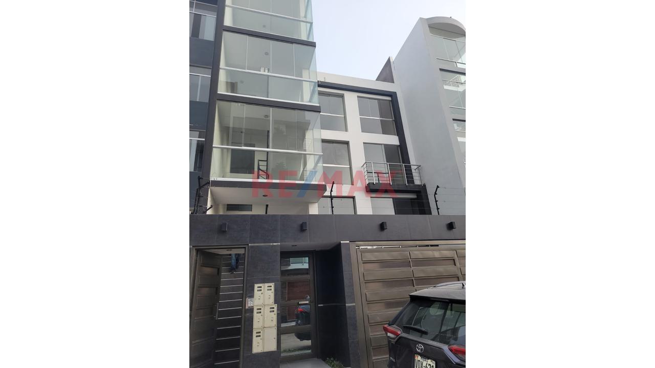 Oportunidad De Inversion Venta De Edifico Por Solar Del Bosque - Jlbyr - 1
