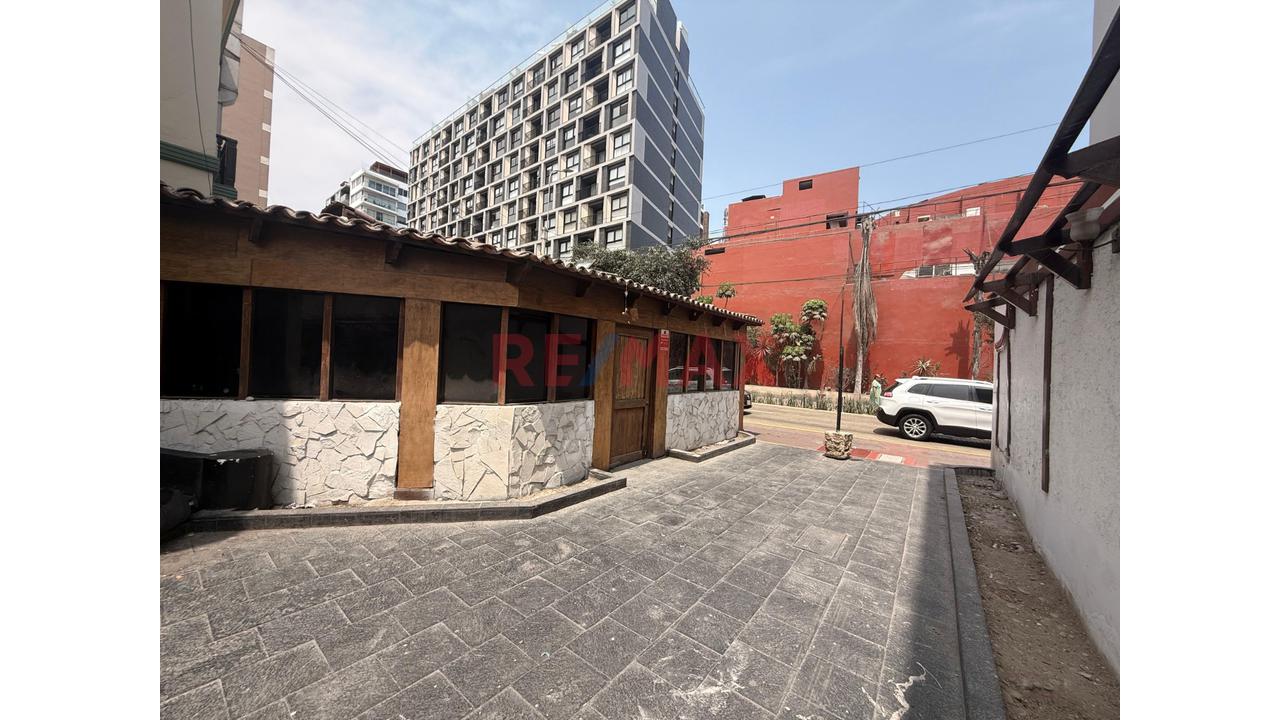 Terreno En Venta – Alto Potencial Comercial Y Residencial En Miraflores (Calle Schell) - 2