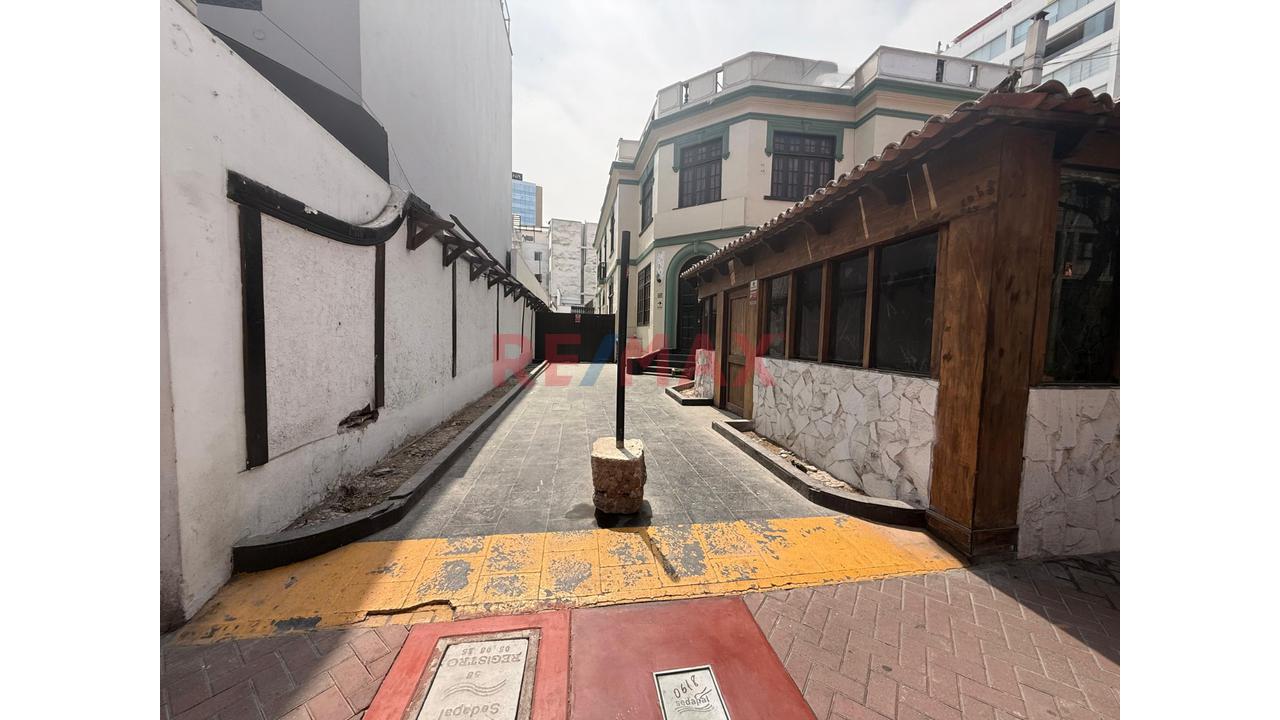 Terreno En Venta – Alto Potencial Comercial Y Residencial En Miraflores (Calle Schell) - 9
