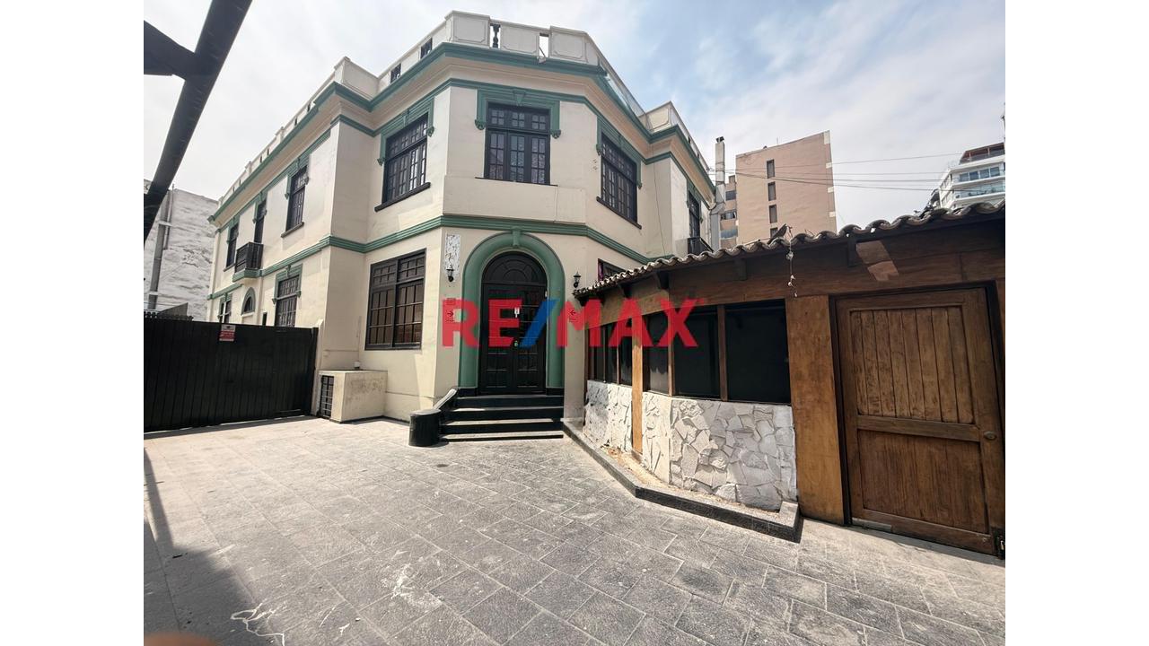 Terreno En Venta – Alto Potencial Comercial Y Residencial En Miraflores (Calle Schell) - 1