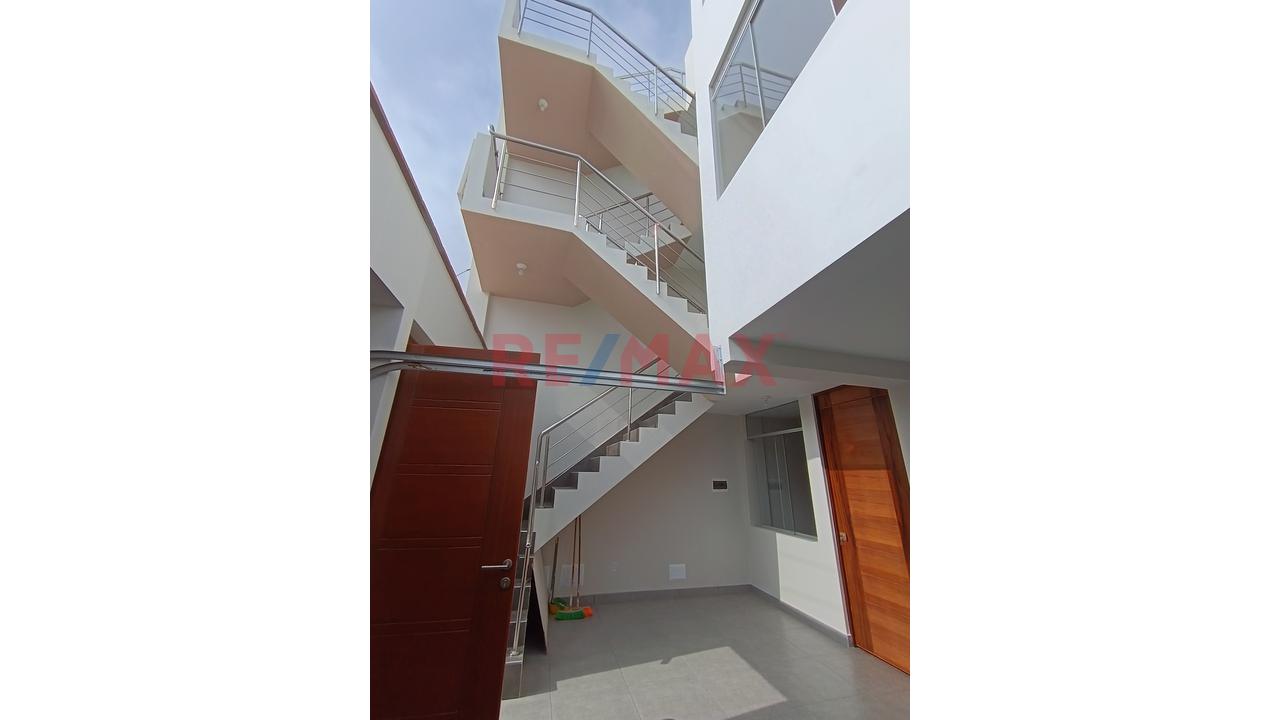 Vendo Departamento De Extreno En El Segundo Piso Urb. Miguel Grau San Bartolo - 13