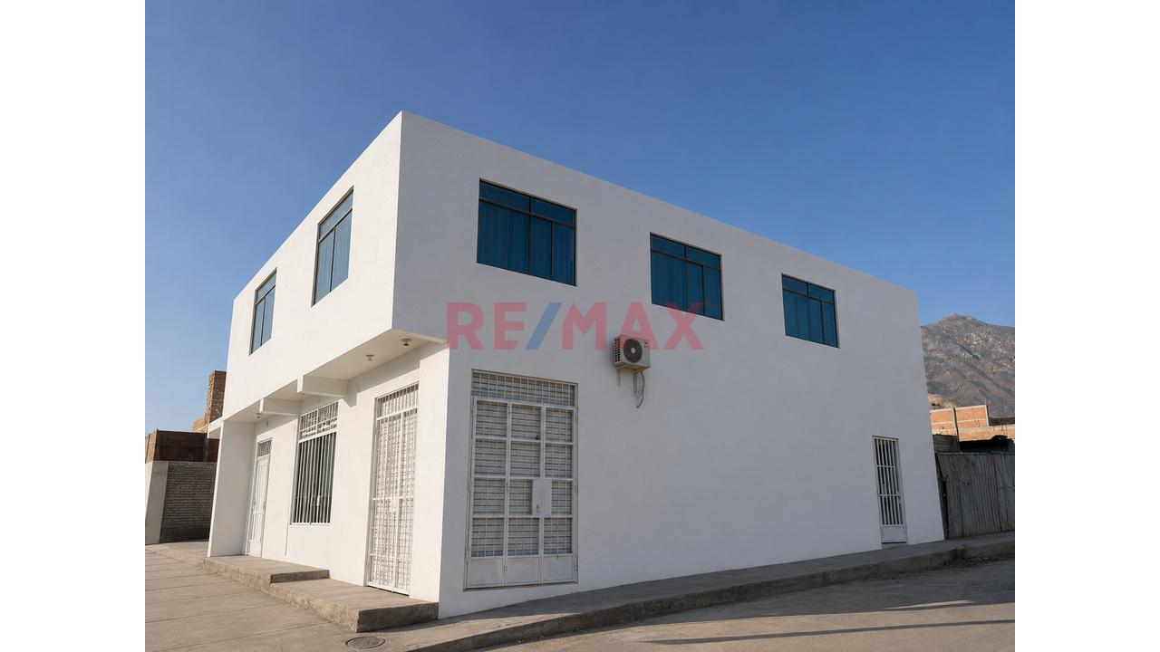 Venta De Local Comercial Multifuncional En Esquina - Manchay - 3