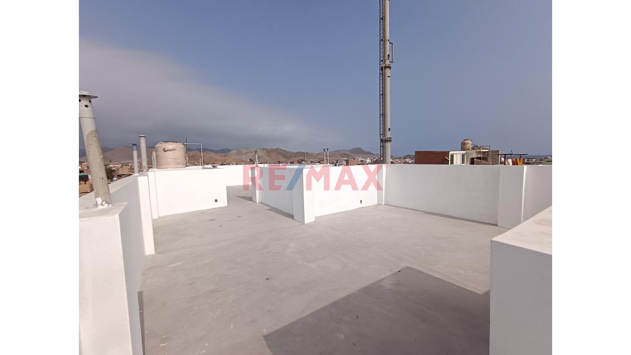Vendo Azotea En Cuarto Piso Urb, Miguel Grau San Bartolo - 4