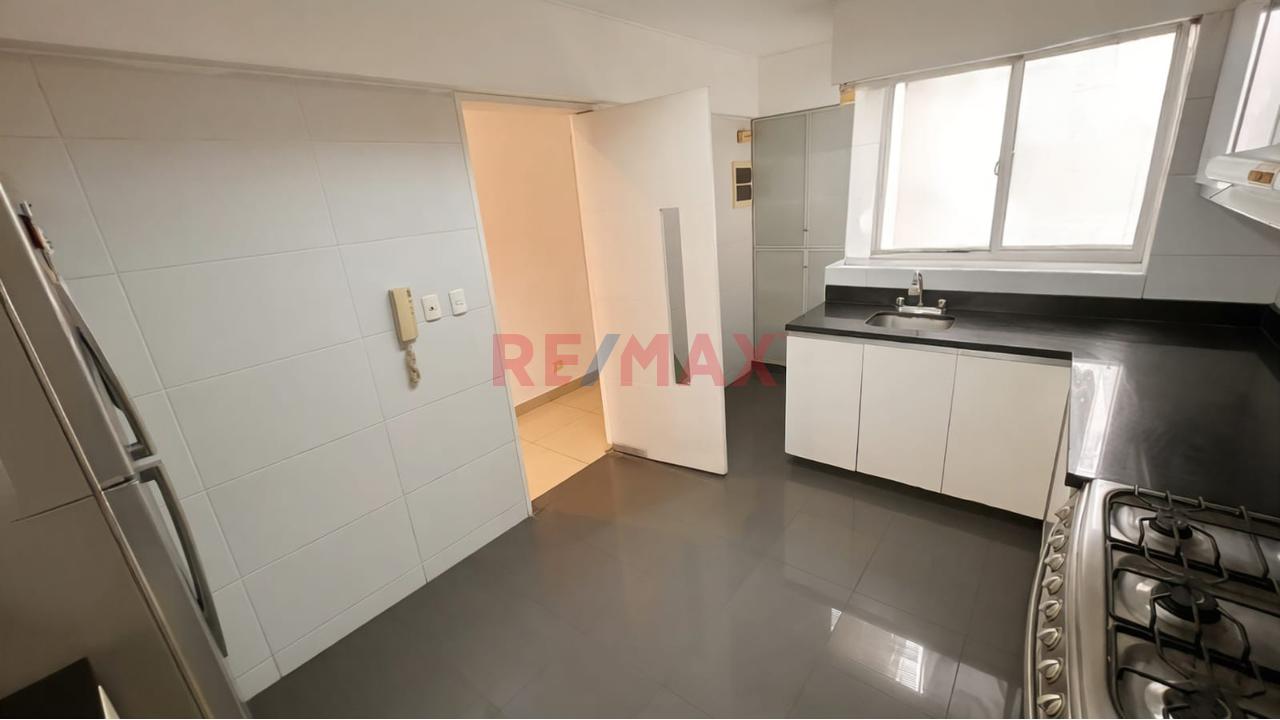 🏡 En Venta –  Exclusivo Flat En Tercer Piso En Valle Hermoso  | 151 M² | 4 Dormitorios | 2 Cocheras Lineales — foto 8