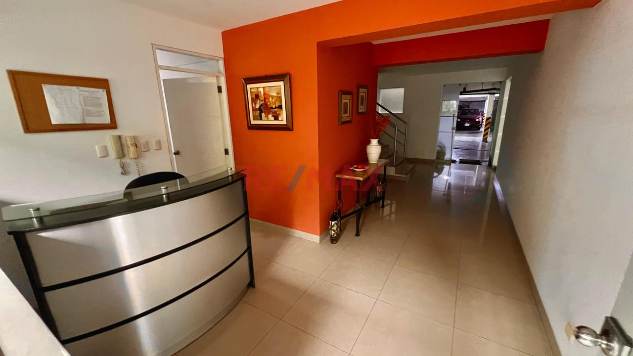 🏡 En Venta –  Exclusivo Flat En Tercer Piso En Valle Hermoso  | 151 M² | 4 Dormitorios | 2 Cocheras Lineales — foto 2