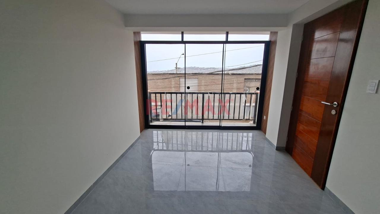 Se Vende Departamento En Villa Maria Del Triunfo De Estreno — foto 2