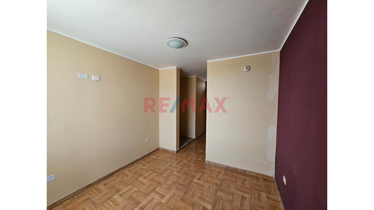 🏡 Amplia Propiedad En Esquina Ideal Para Inversión – Av. Amistad - 18