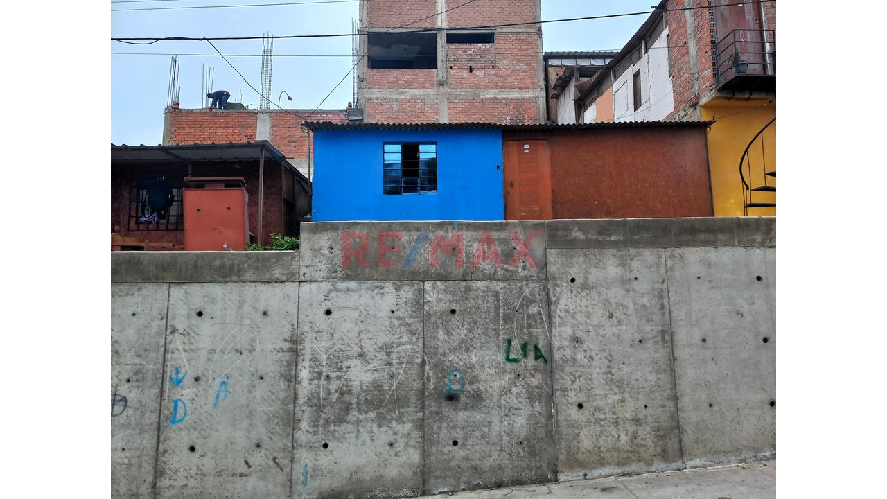 Terreno En Venta En Villa El Salvador - 2