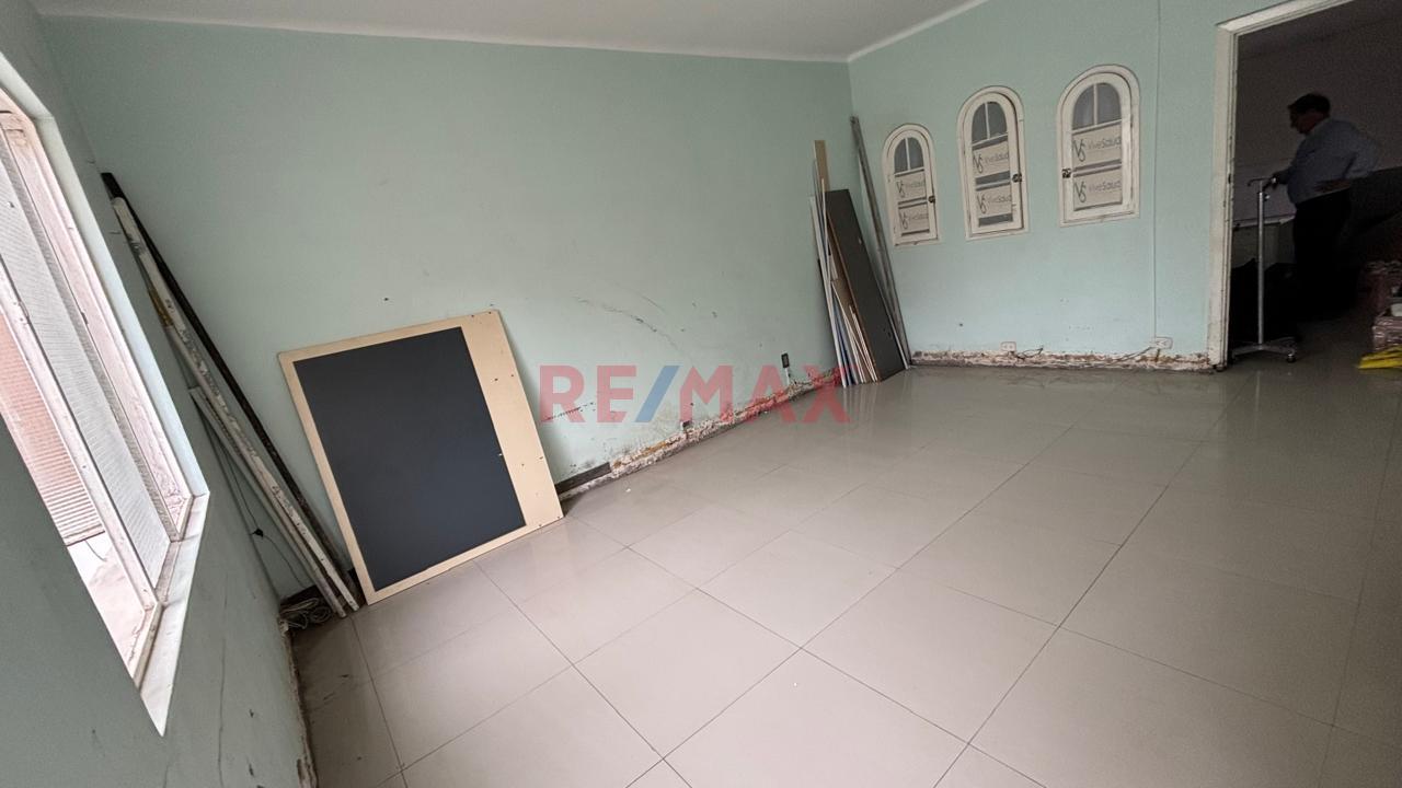 Vendo Local Comercial En Jesus María. - 2