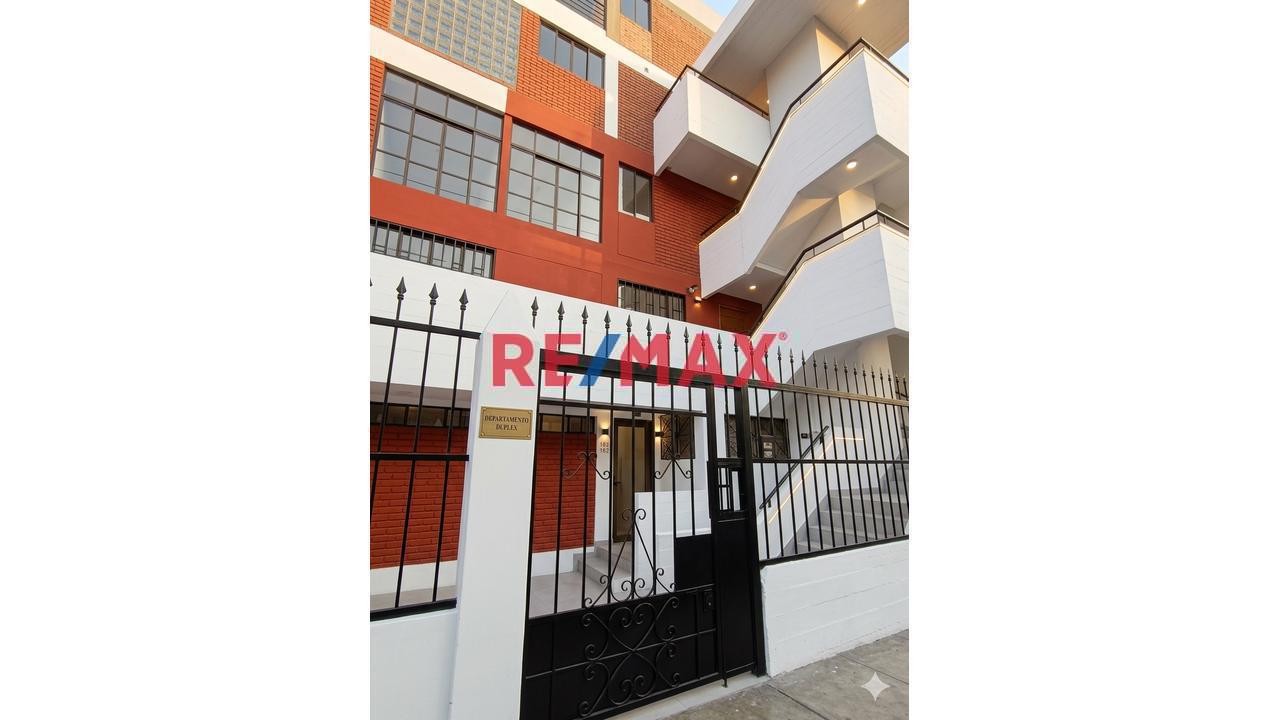 Vendo Departamento Duplex En Cercado De Lima