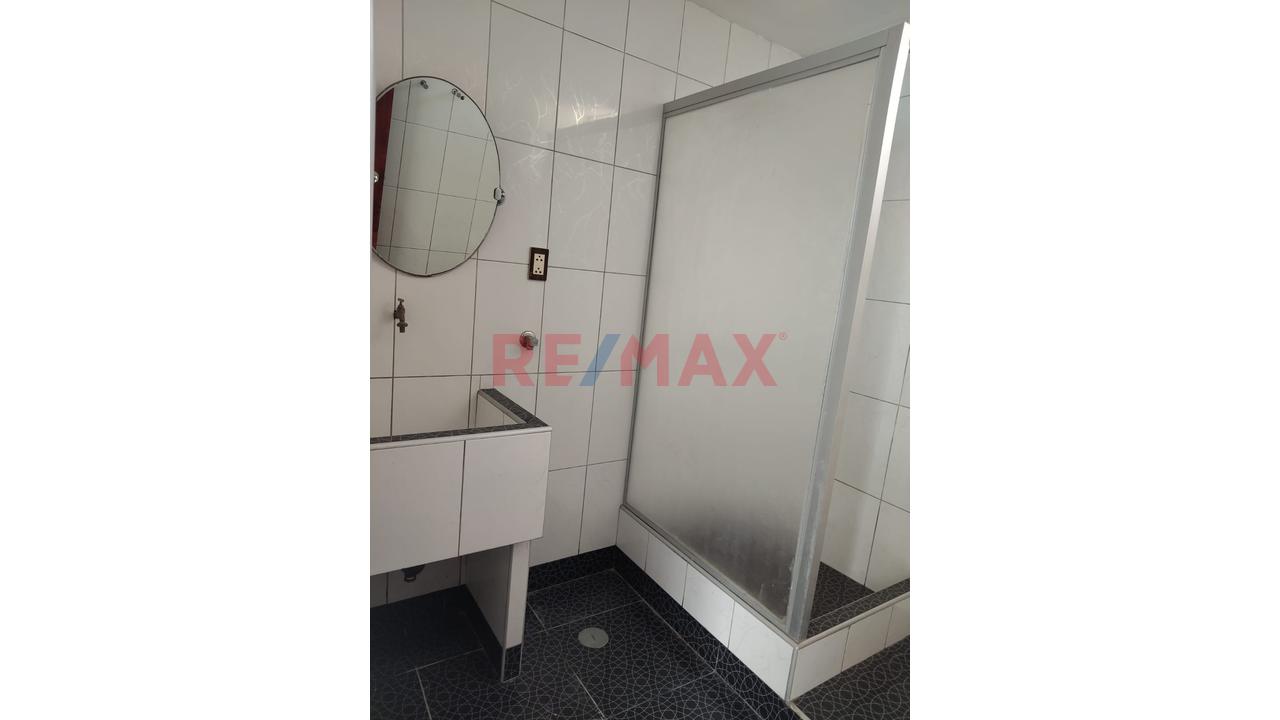Venta Departamento En Smp Entre Las Avenidas Universitaria E Izaguirre — foto 9