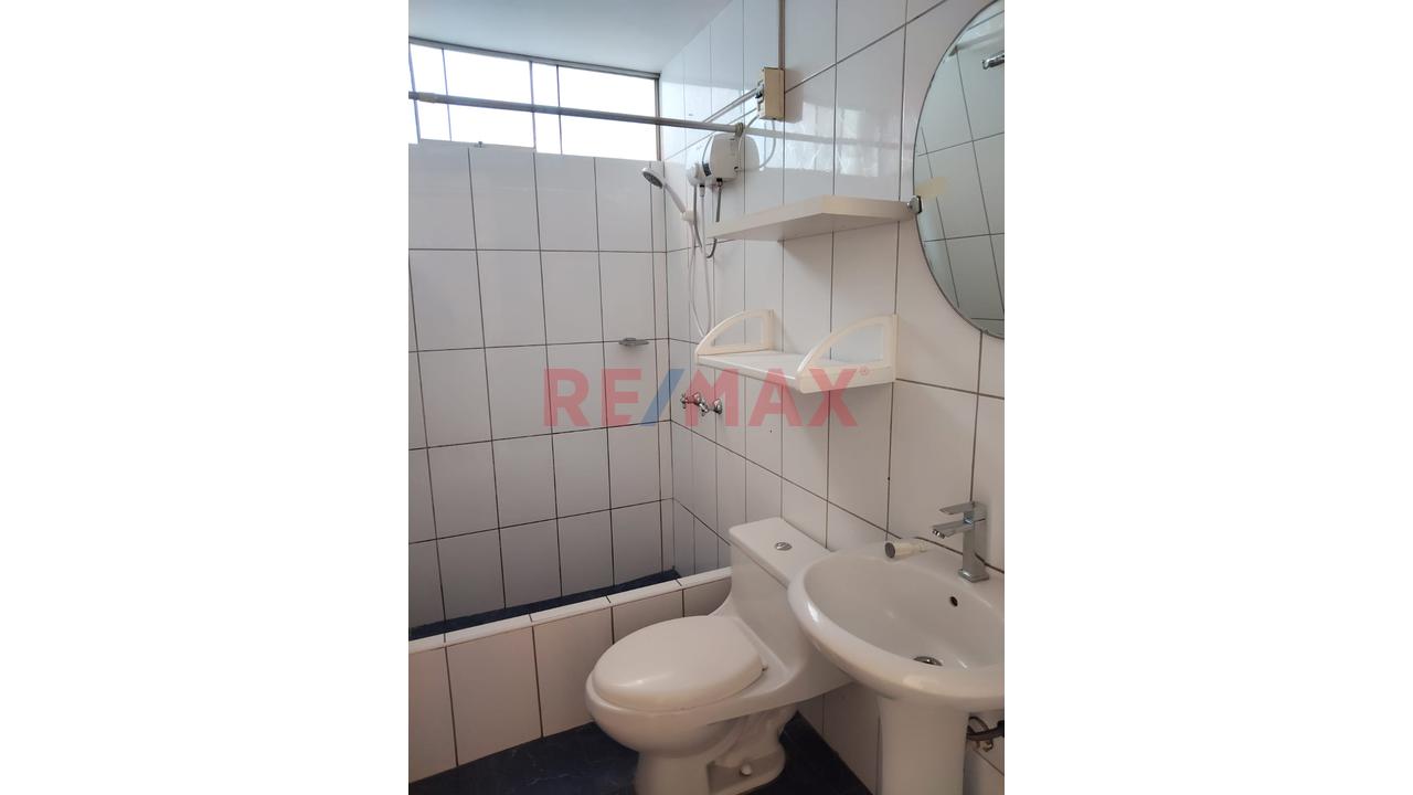 Venta Departamento En Smp Entre Las Avenidas Universitaria E Izaguirre — foto 6