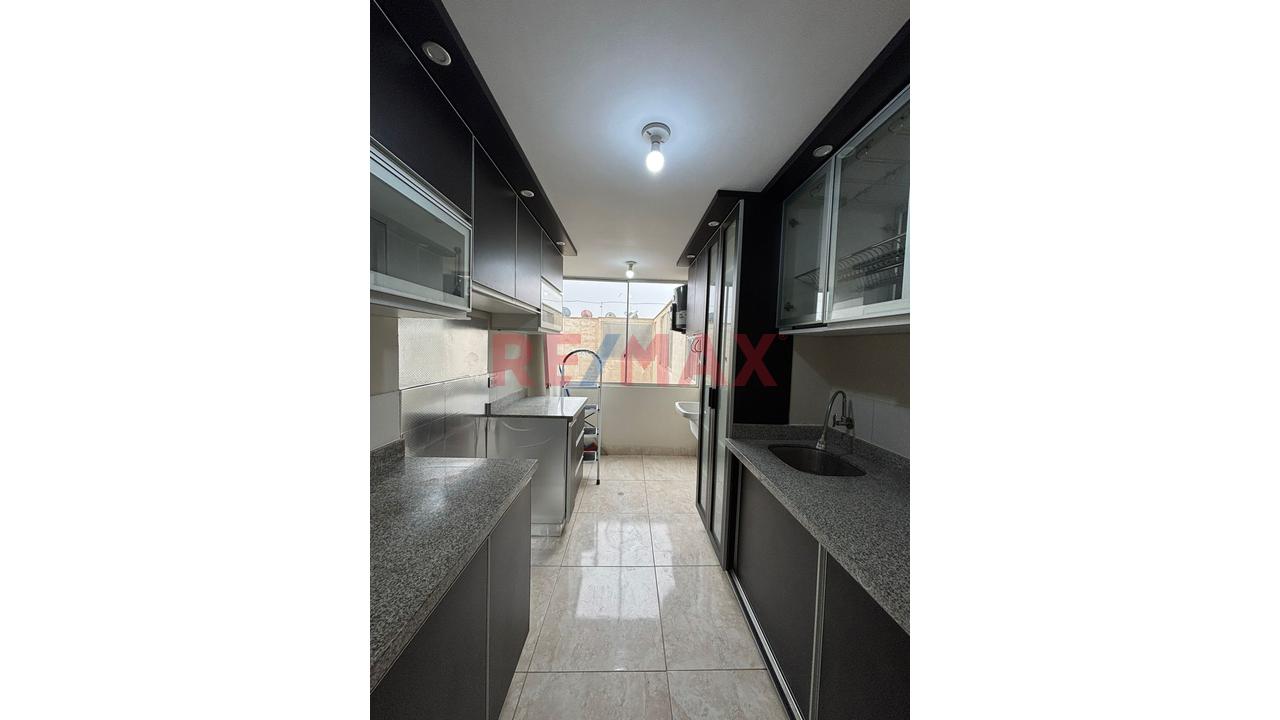 Departamento en Venta ubicado en Urb. Los Parques Departamento en Venta ubicado en Urb. Los Parques