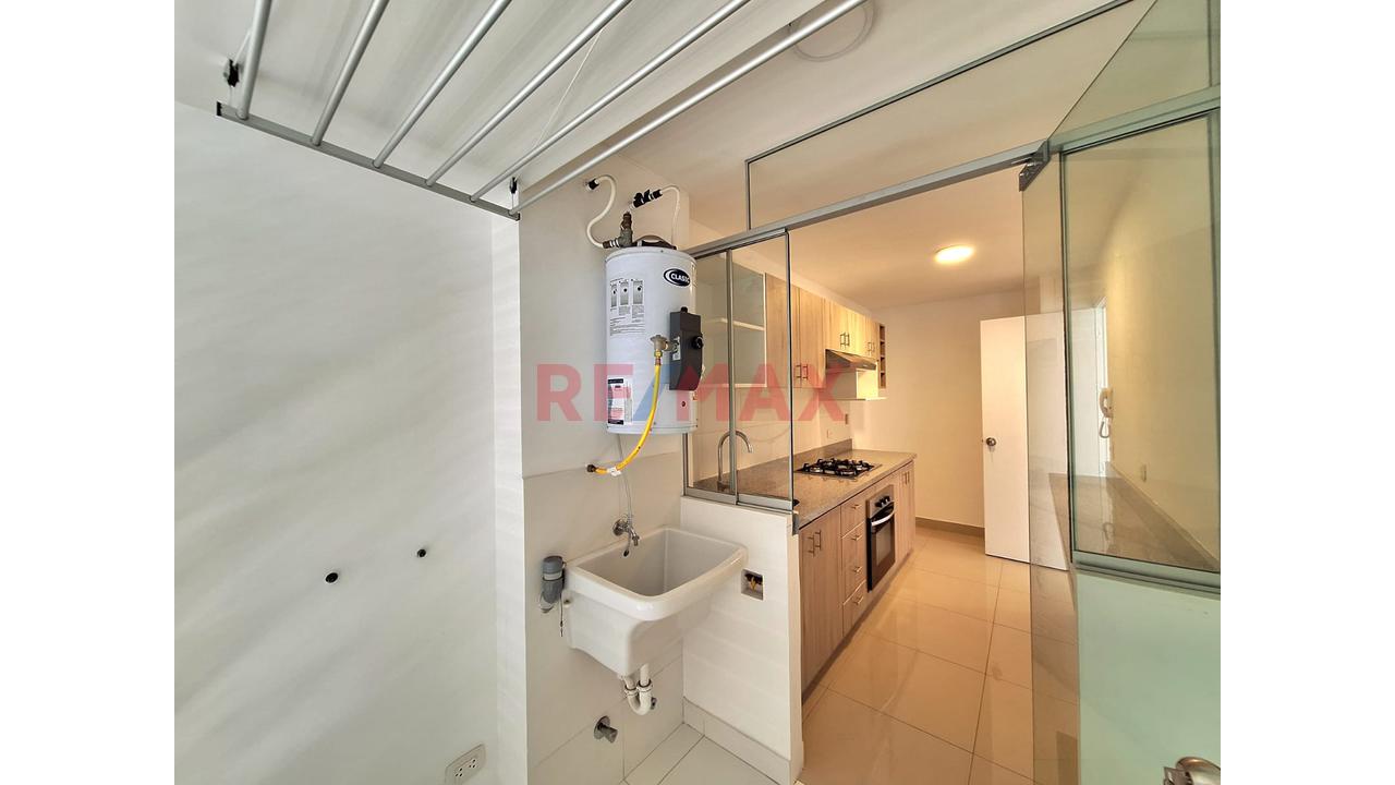 🏠 ¡Departamento De 3 Habitaciones En Venta!  📍 Cercado De Lima – Límite Con Pueblo Libre(Av. Mariano Cornejo) 💰 Precio: S/ 415,000 📐 69 M² | Piso 10 | Vista Exterior — foto 4