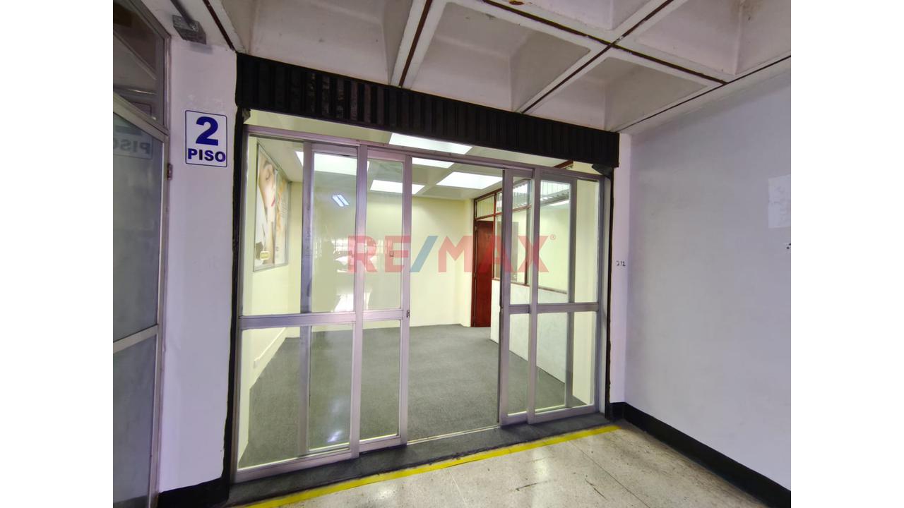 Venta De Local Comercial En Jesus María - 2