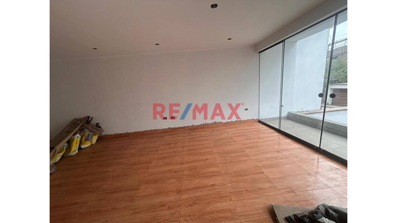 Vendo Departamento 2Do Piso De 98M² En Surquillo