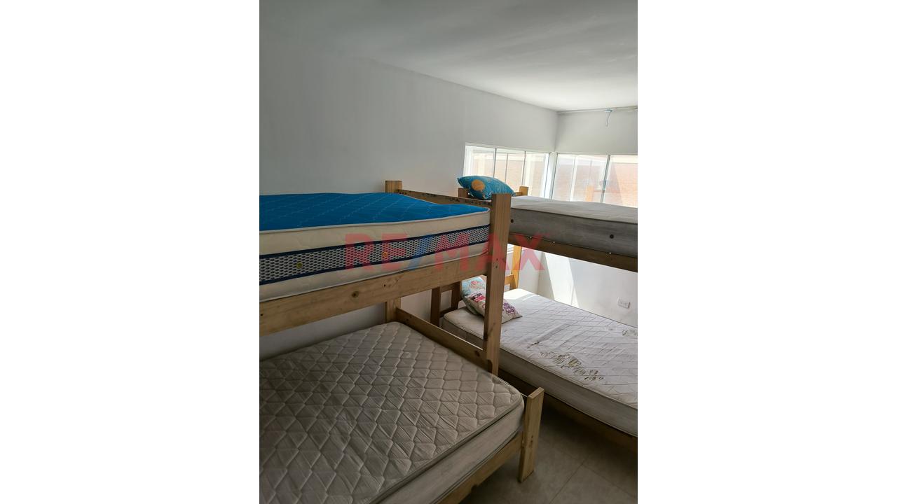 Venta De Casa Ubicado A 01 Cuadra De La Playa - 3
