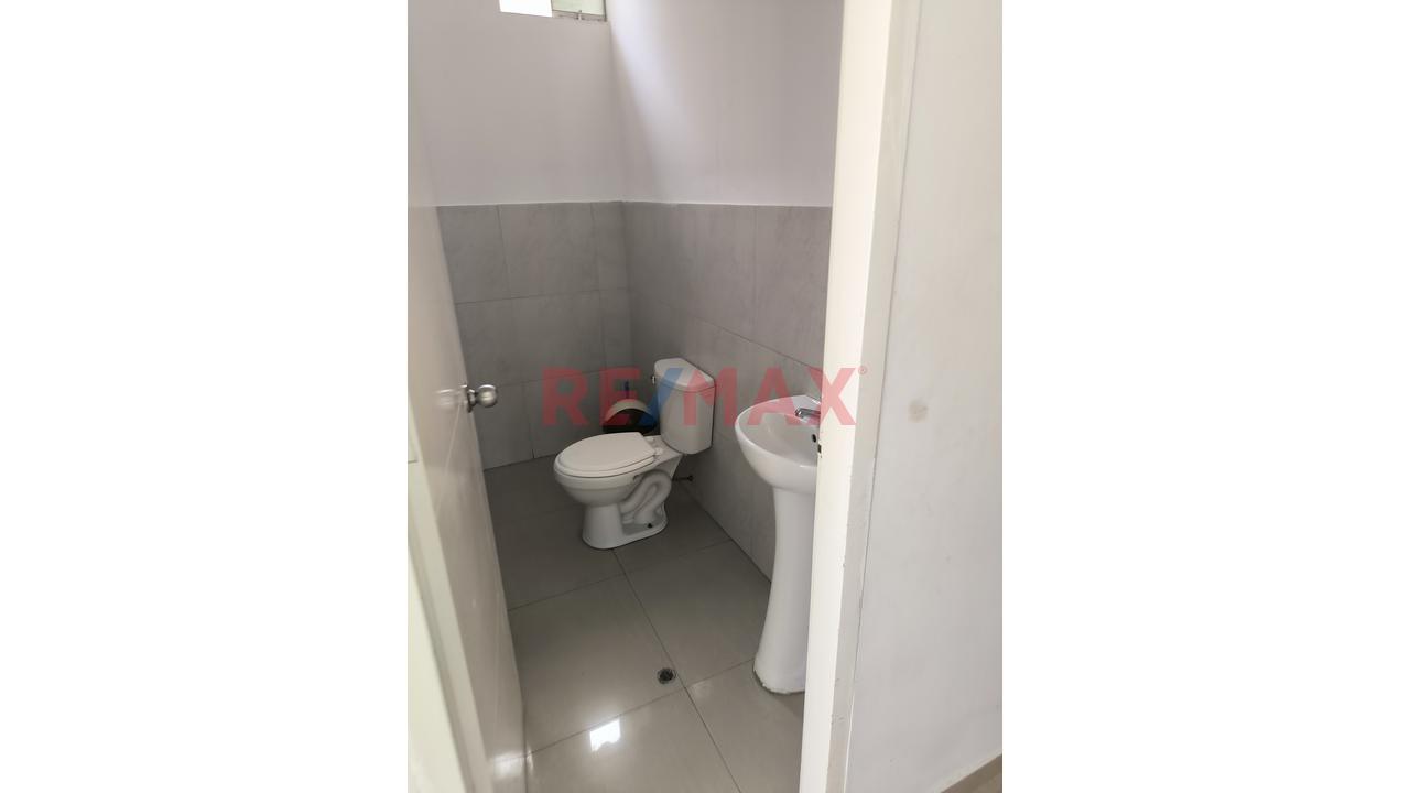 Venta De Casa Ubicado A 01 Cuadra De La Playa - 5