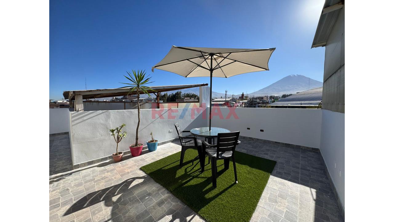 Alquilo Monoambiente Con Terraza Privada – Cerca Al Coliseo Arequipa - 2